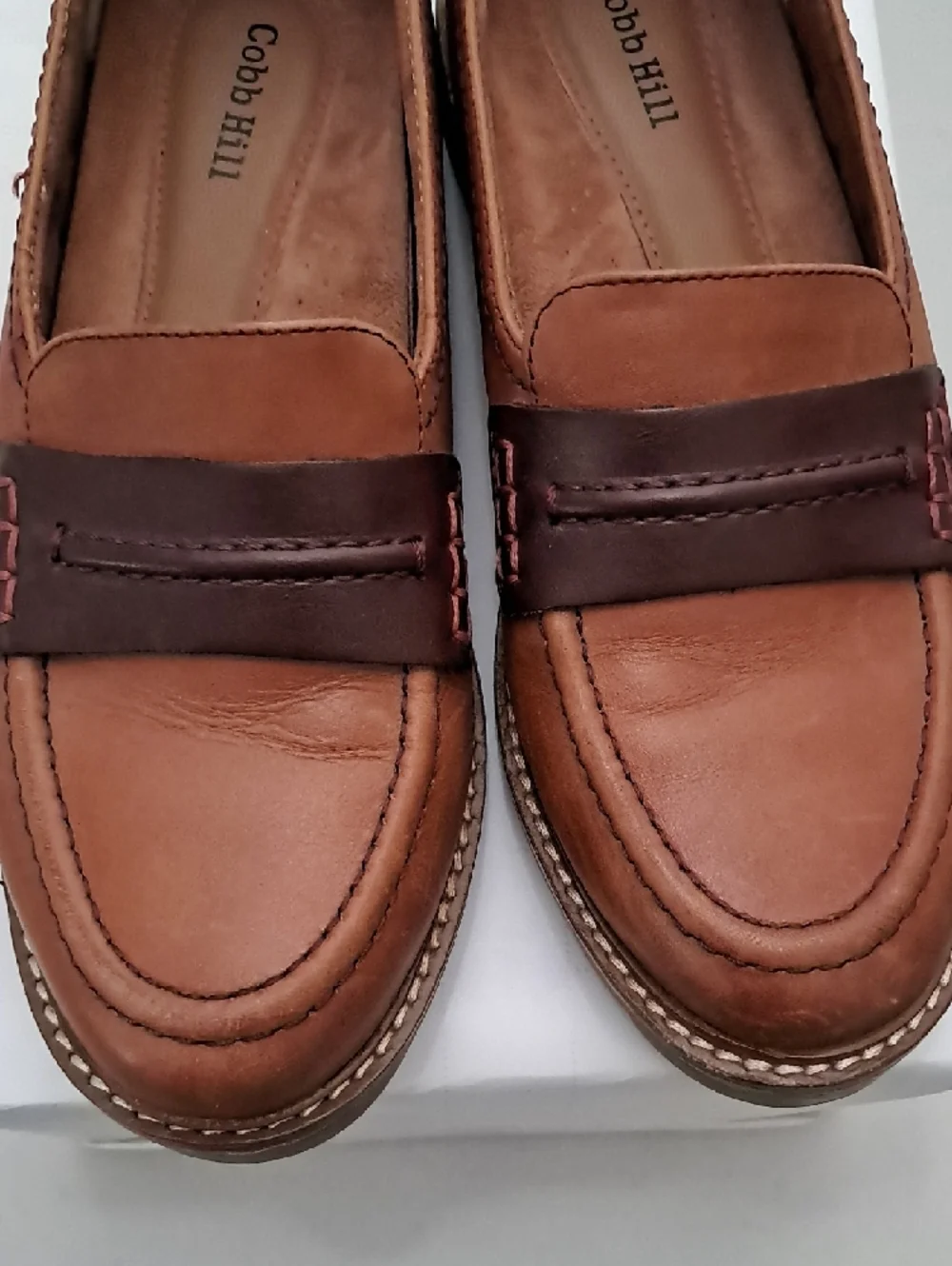 Cobb Hill Women's Size 8 Slip-On Leather  Loafers